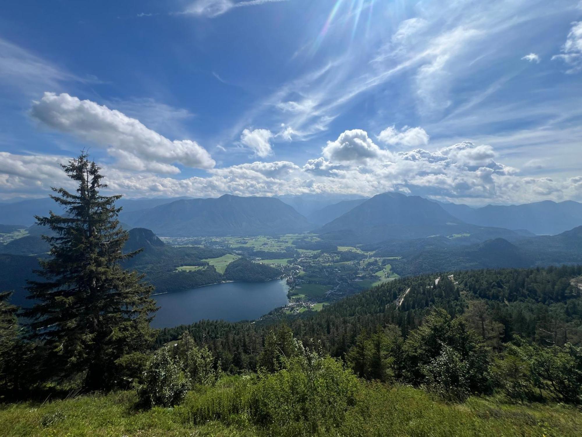 Ausseerland Apartments - Relax, Ski, Hike And Bike, Garden, Parking, Bbq, Near Hallstatt, Loser, Tauplitz And Krippenstein, Free Wi-Fi And Netflix Bad Aussee Zewnętrze zdjęcie